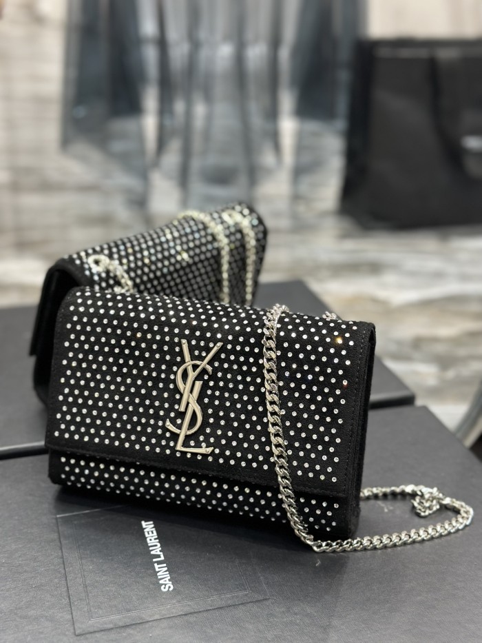 Handbags SAINT LAURENT 469390 size 20x13.5x5.5 cm