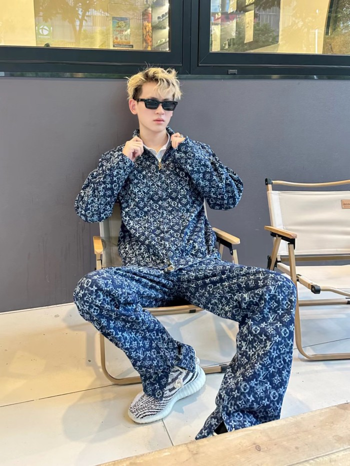 Clothes Louis Vuitton 474