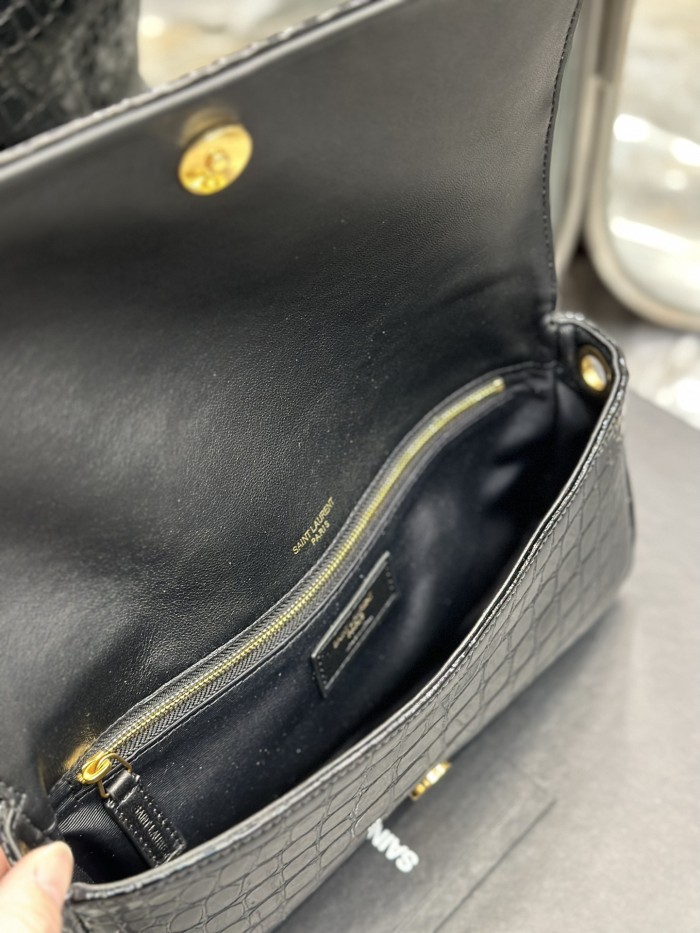 Handbags SAINT LAURENT 604276 size 26x13.5x4.5 cm