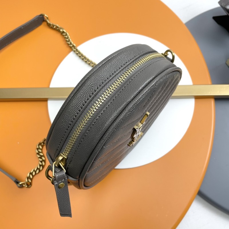 Handbags SAINT LAURENT 610436 size 17x17x5.5 cm