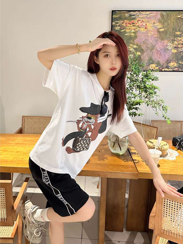 Clothes Louis Vuitton 476