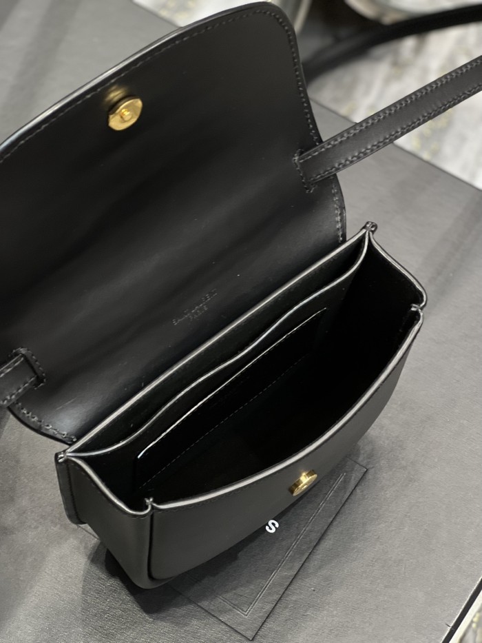 Handbags SAINT LAURENT 619740 size 18x15.5x5.5 cm