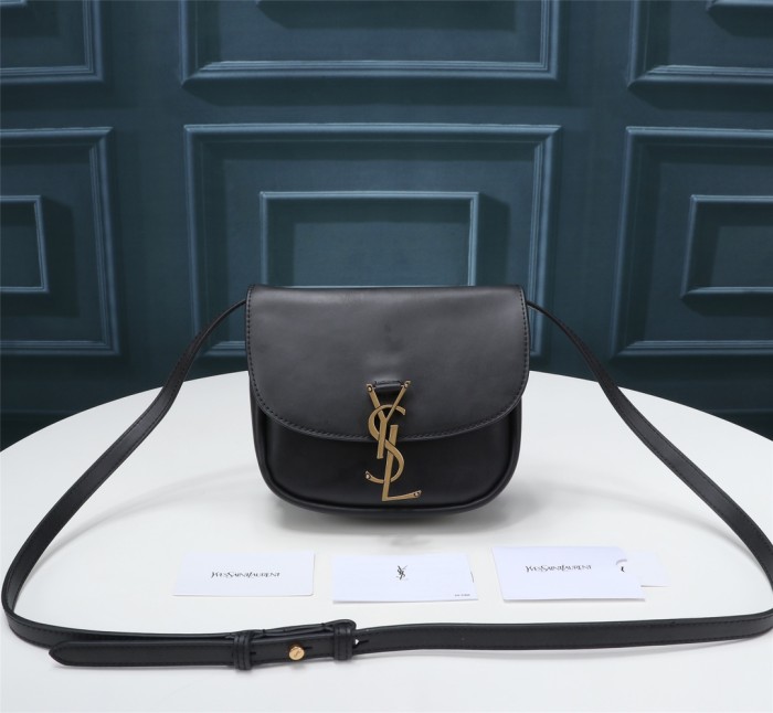 Handbags SAINT LAURENT 619740 size 18x15.5x5.5 cm