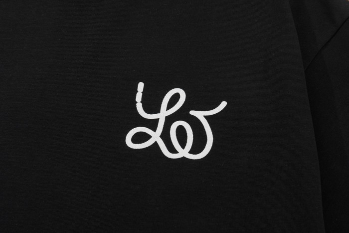 Clothes Louis Vuitton 470