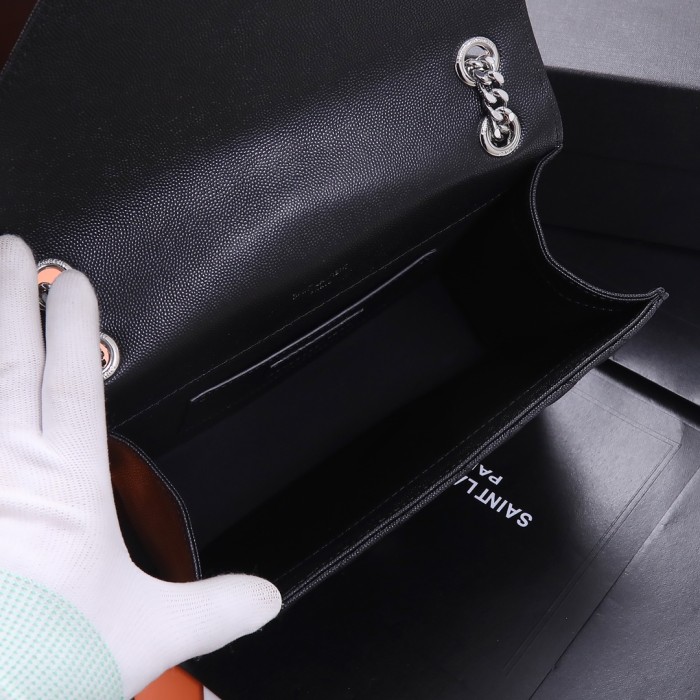 Handbags SAINT LAURENT 487206 size 24x17.5x6 cm