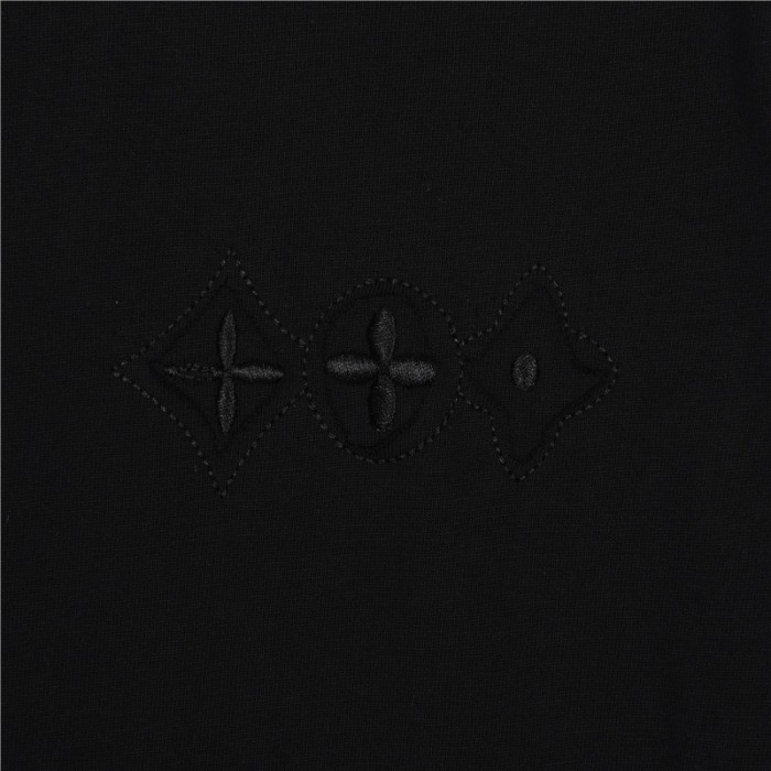 Clothes Louis Vuitton 501