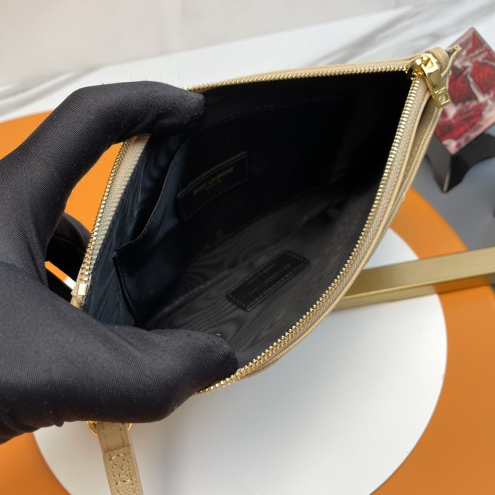 Handbags SAINT LAURENT 423297 size 23*13*1 cm