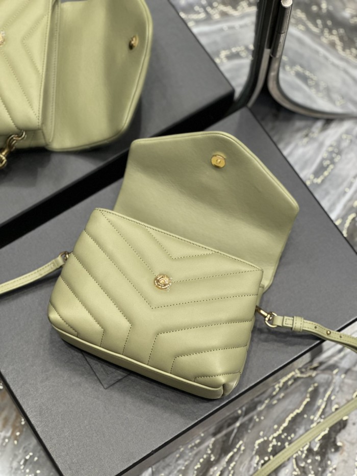 Handbags SAINT LAURENT 467072 size 20×14×7 cm