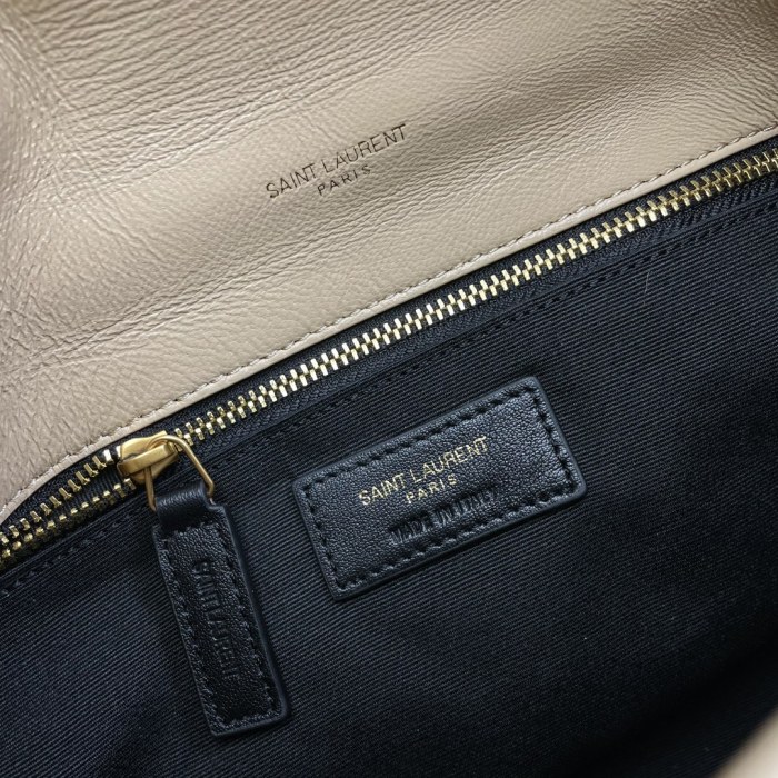 Handbags SAINT LAURENT 577476 size 29x17x11 cm