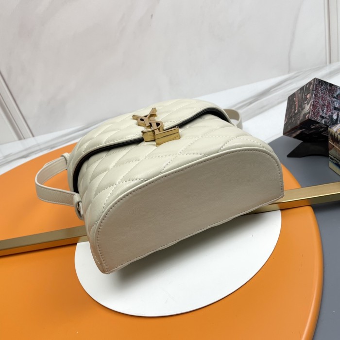 Handbags SAINT LAURENT 710080 size 19×15×8 cm