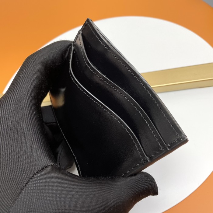 Handbags SAINT LAURENT 423291 size 10x7.5x0.5 cm