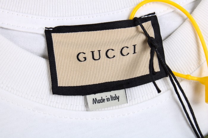 Clothes Gucci 330