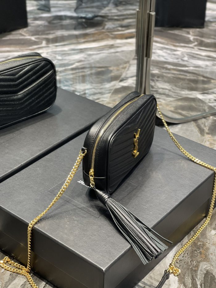 Handbags SAINT LAURENT 585040 size 18×10×5 cm