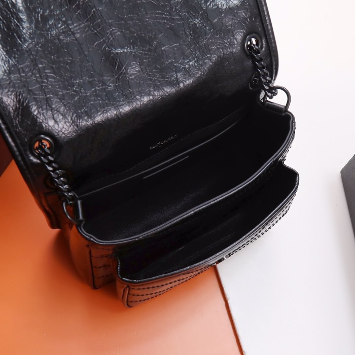 Handbags SAINT LAURENT 533037 size 22x16.5x12 cm