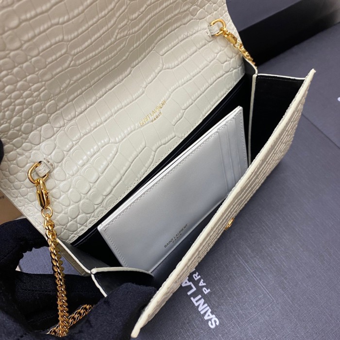 Handbags SAINT LAURENT 607788 size 19x12x4 cm