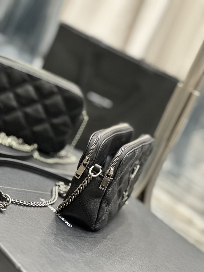 Handbags SAINT LAURENT 698567 size 19x11x5 cm