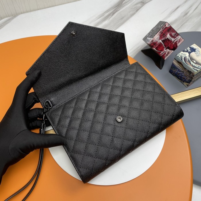 Handbags SAINT LAURENT 617662 size 21x16x3 cm