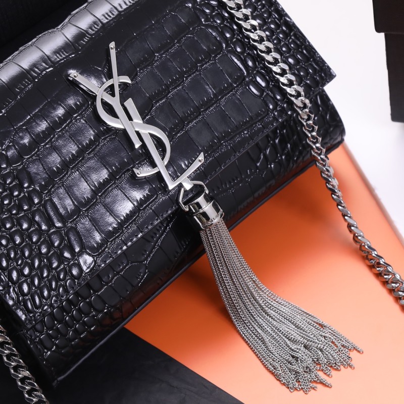 Handbags SAINT LAURENT 469390 size 20x13.5x5.5 cm