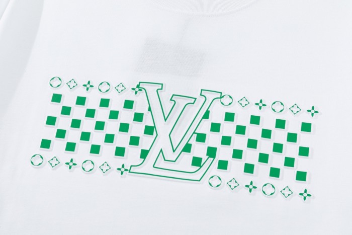 Clothes Louis Vuitton 467