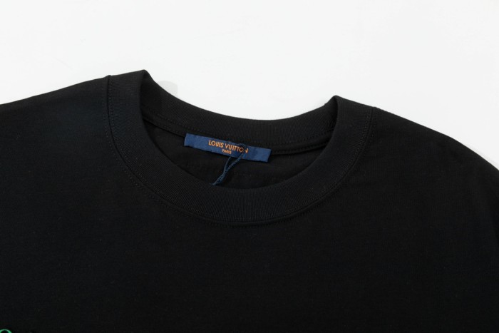 Clothes Louis Vuitton 466