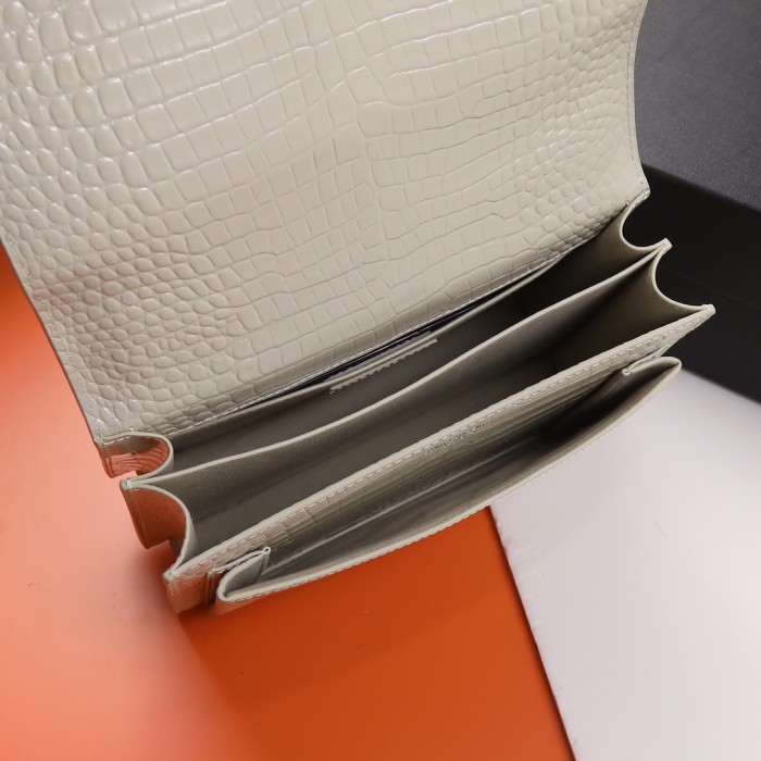 Handbags SAINT LAURENT 442906 size 22x8x16 cm