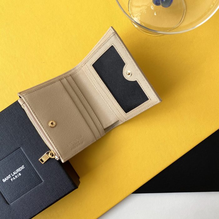 Handbags SAINT LAURENT 517045 size 10*8*2 cm