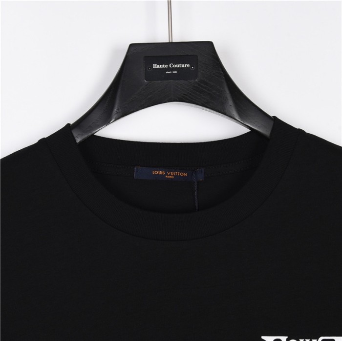 Clothes Louis Vuitton 493