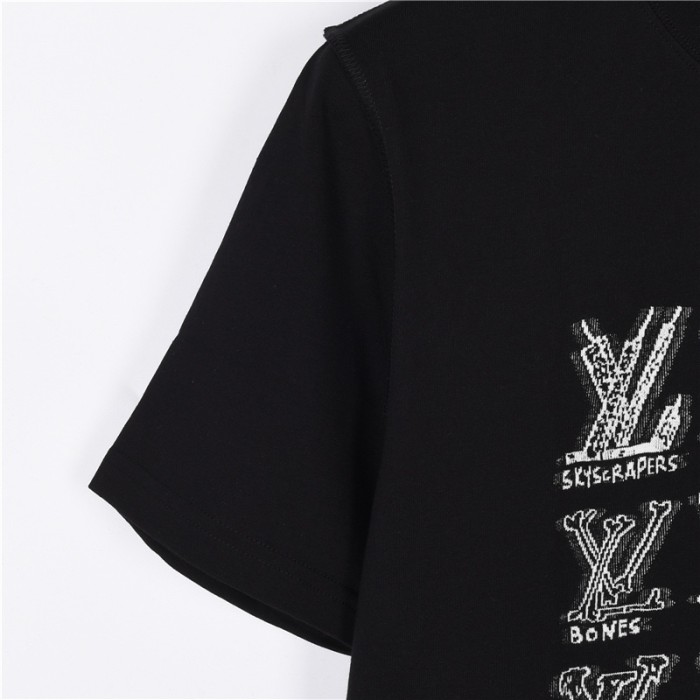 Clothes Louis Vuitton 518