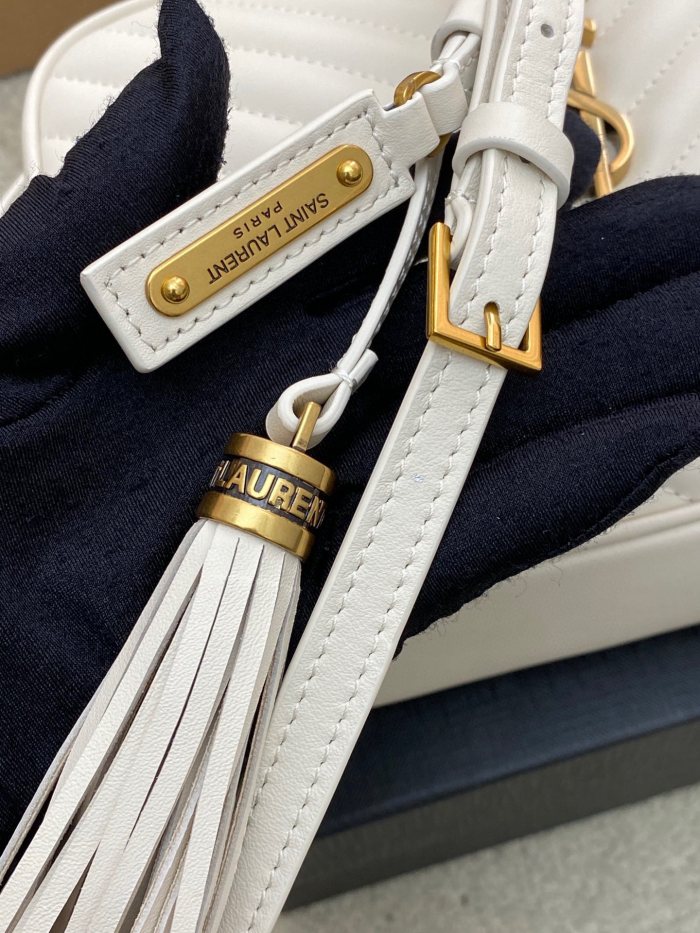 Handbags SAINT LAURENT 520534 size 23x16x6 cm