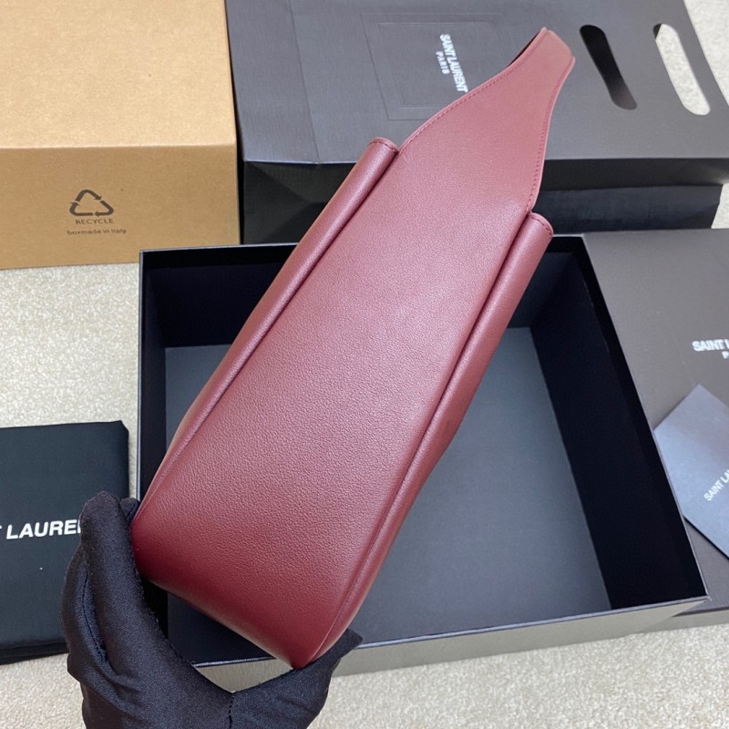 Handbags SAINT LAURENT 713938 size 22x22x10 cm