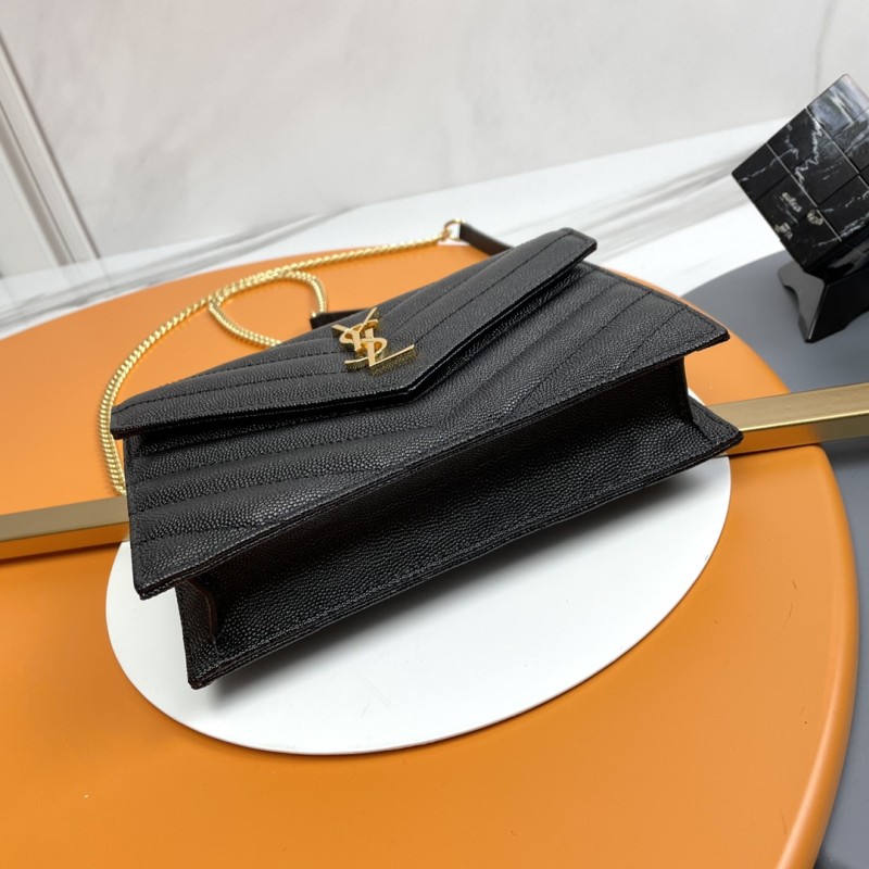 Handbags SAINT LAURENT 393953 size 19x11.5x4 cm