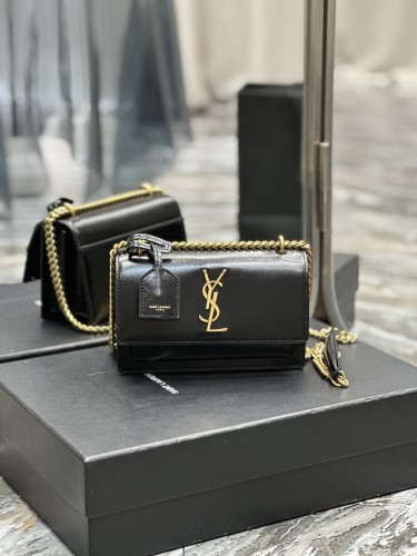 Handbags SAINT LAURENT 441972 size 19×13×8 cm