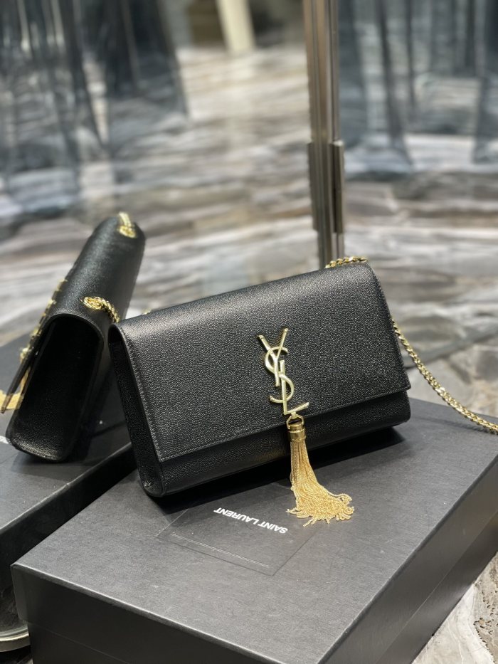 Handbags SAINT LAURENT 354119 size 24x14.5x5 cm