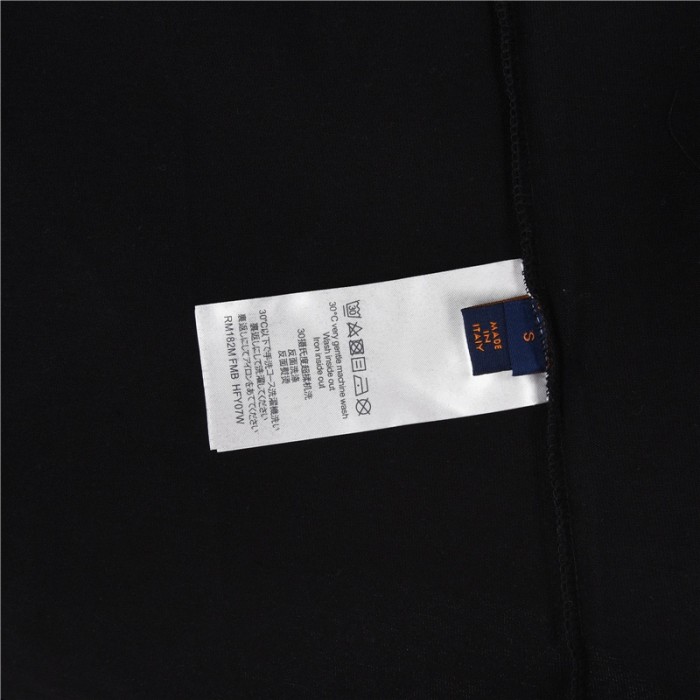 Clothes Louis Vuitton 518