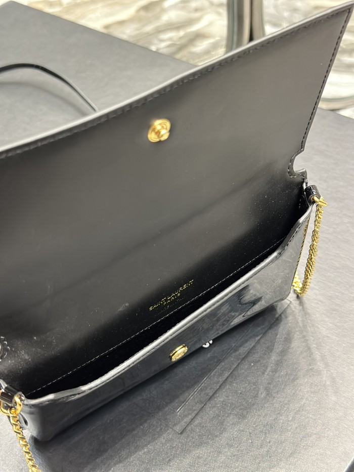 Handbags SAINT LAURENT 635095 size 18x11x2 cm