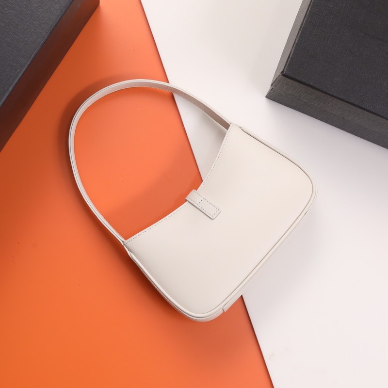 Handbags SAINT LAURENT 710318 size 19X11.5x4.5 cm