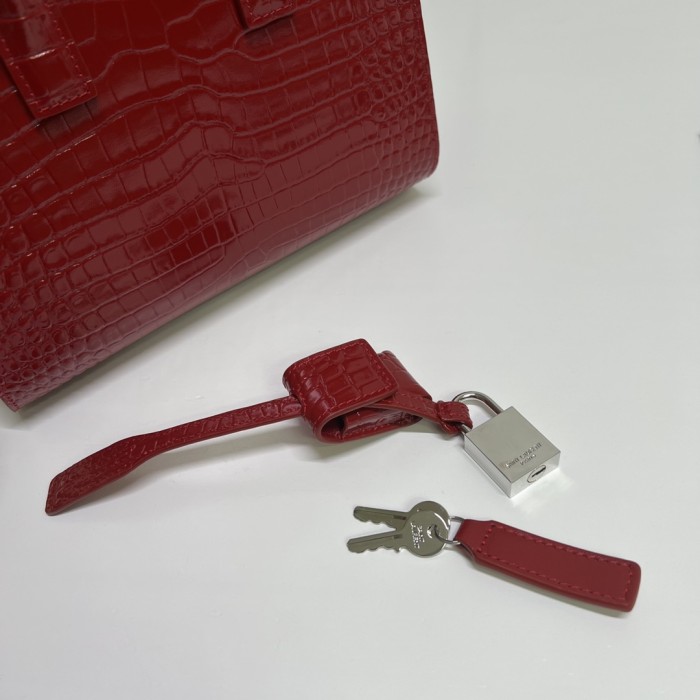 Handbags SAINT LAURENT 392035 size 21*15*10 cm