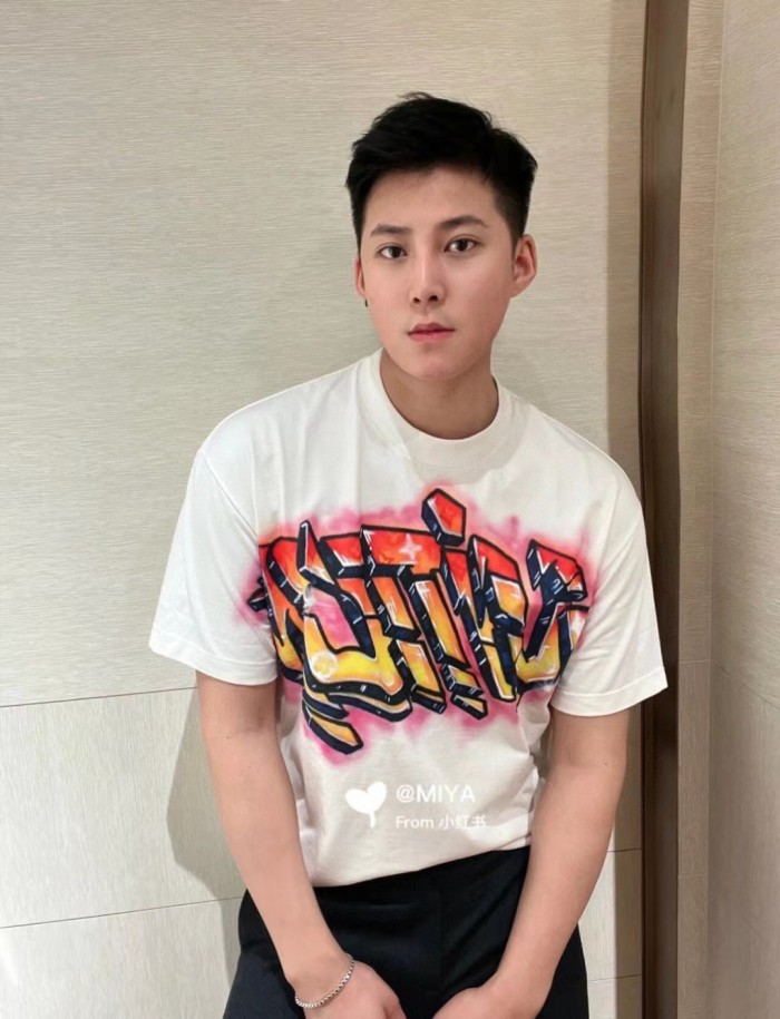 Clothes Louis Vuitton 516