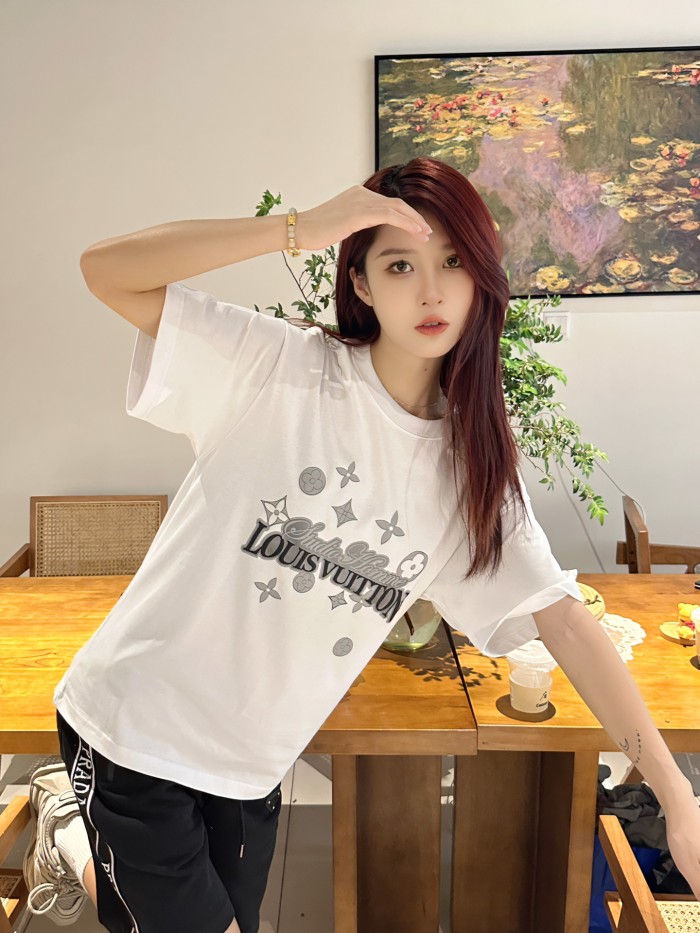 Clothes Louis Vuitton 469