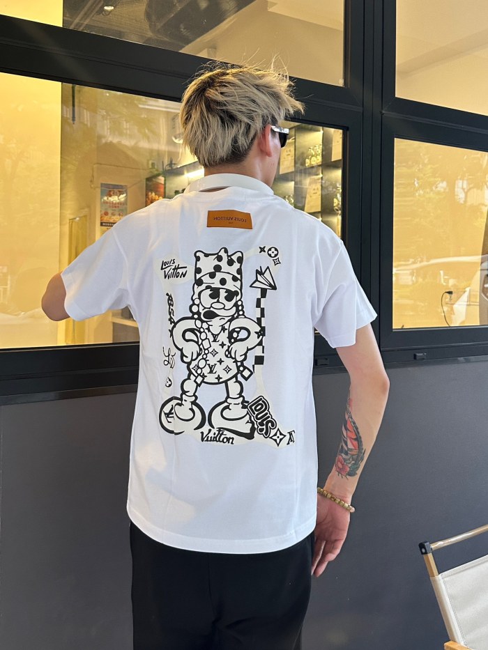 Clothes Louis Vuitton 471