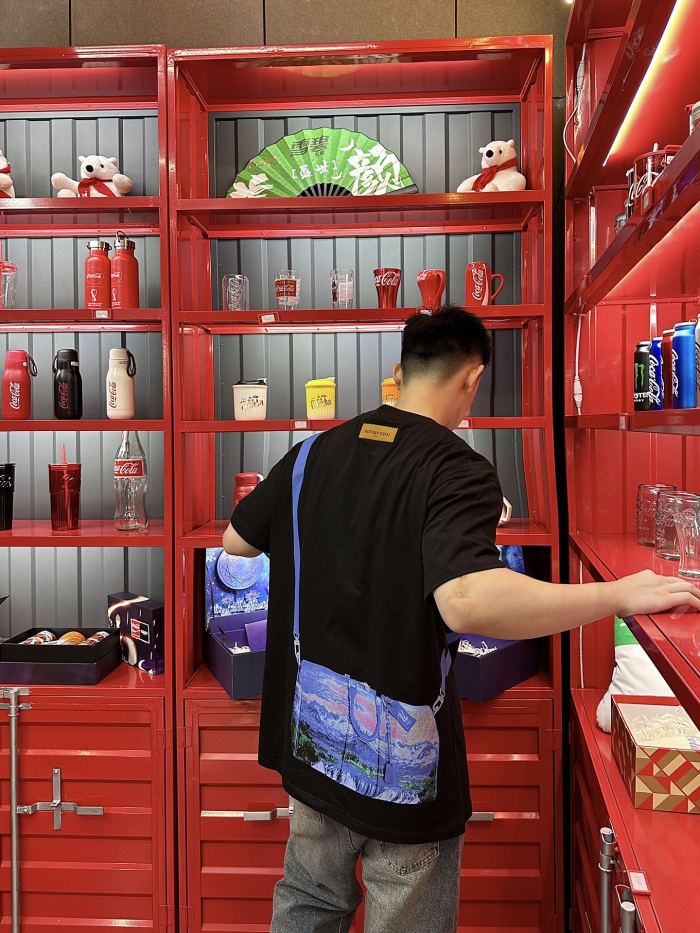 Clothes Louis Vuitton 541