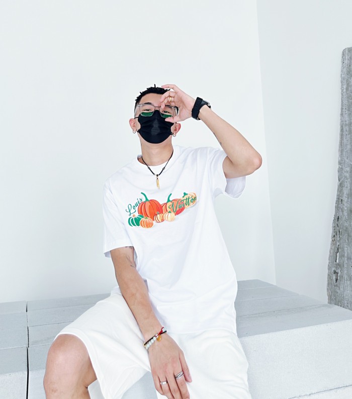 Clothes Louis Vuitton 551