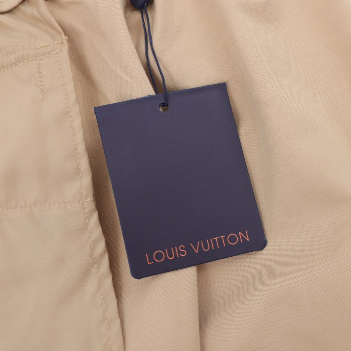 Clothes Louis Vuitton 555