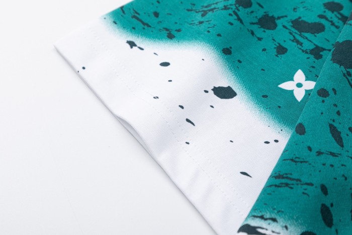 Clothes Louis Vuitton 537