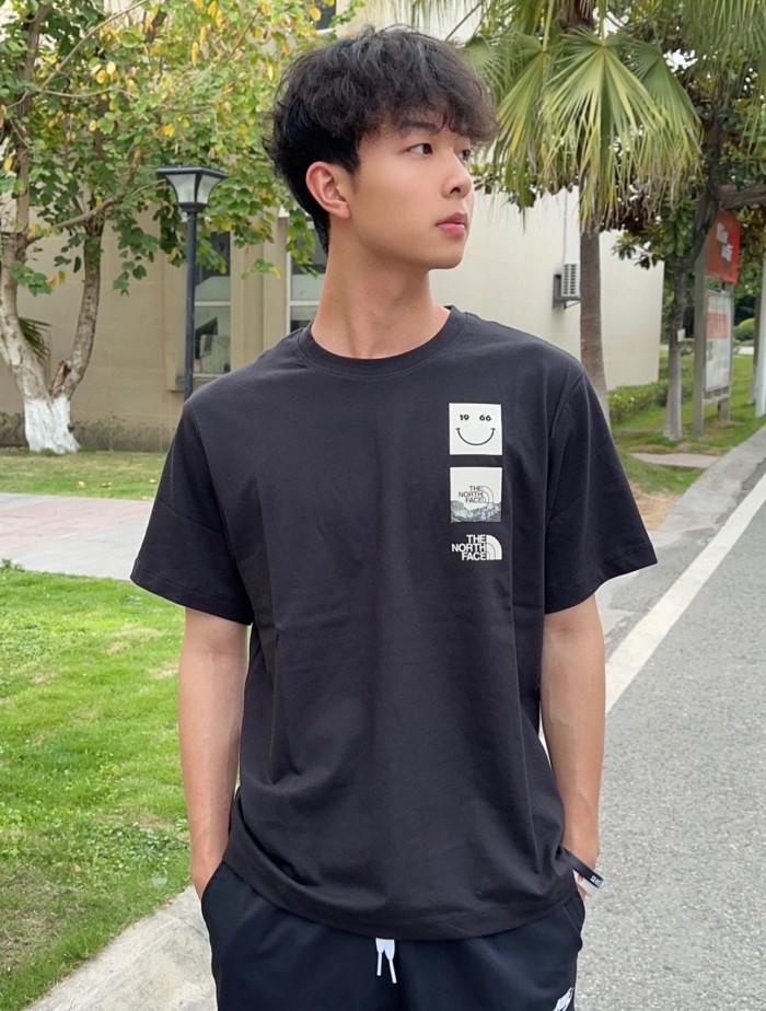 Clothes The North face 16
