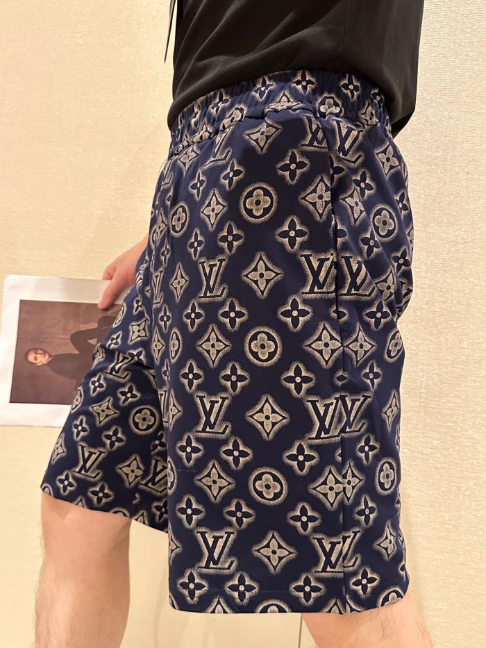 Clothes Louis Vuitton 554