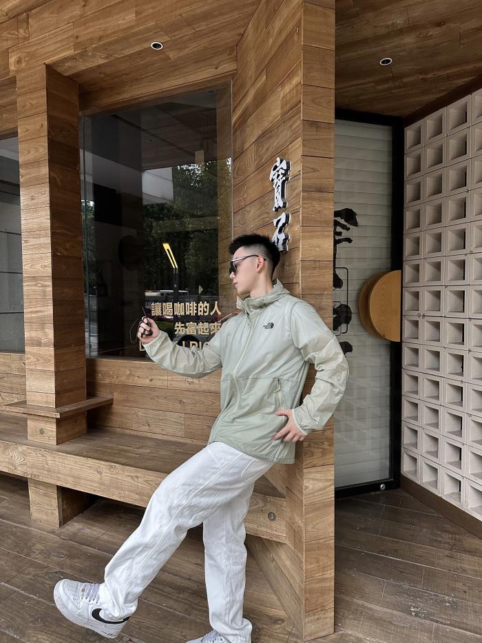 Clothes The North face 23