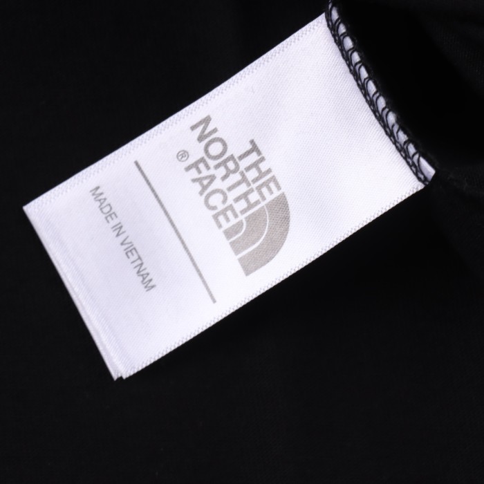 Clothes The North face 16