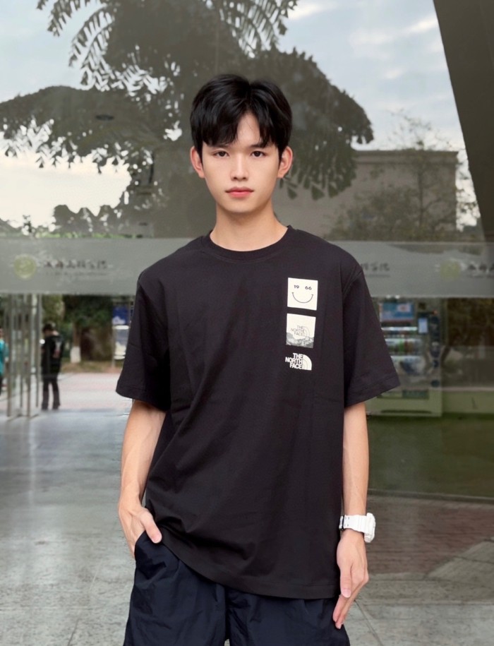 Clothes The North face 16