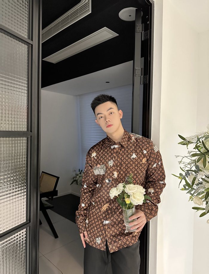 Clothes Louis Vuitton 543